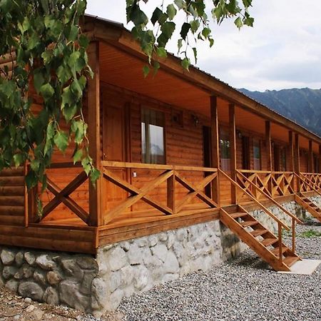 Hotel Ushba Hill Mestia Exterior foto