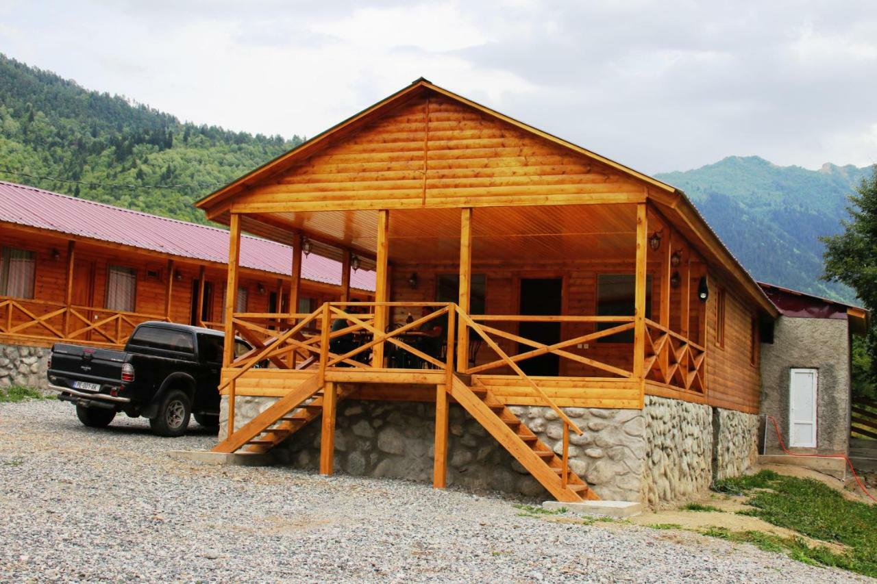 Hotel Ushba Hill Mestia Exterior foto